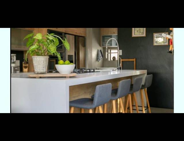 4 BEDROOM HOUSE FOR SALE IN GLEN EAGLE ESTATE